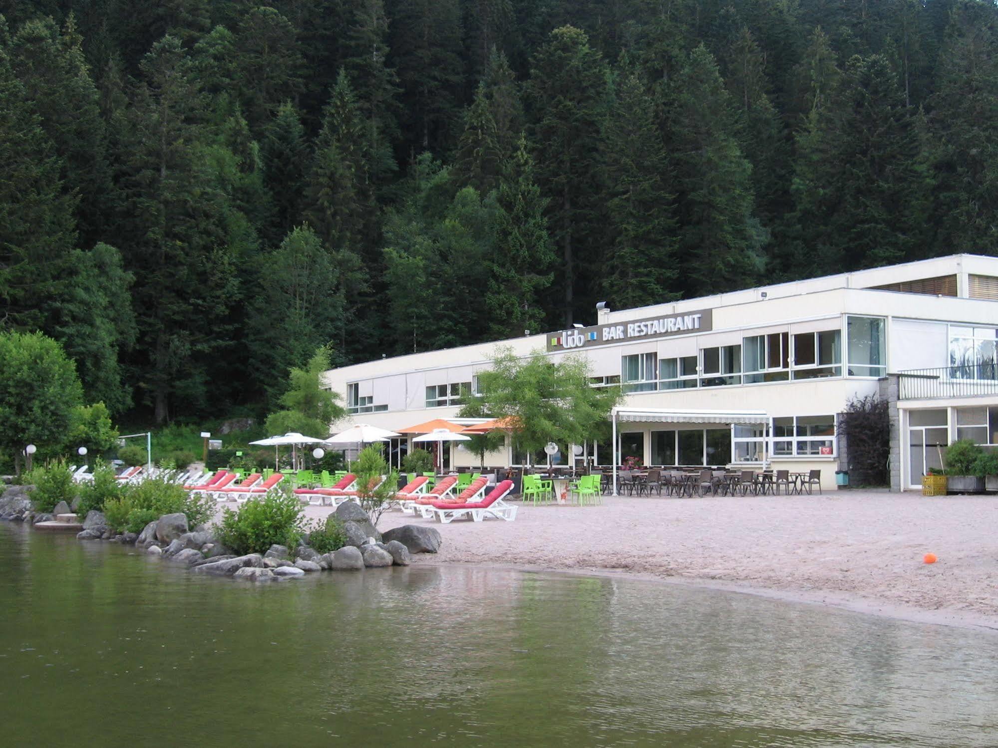 Appart'Hotel Lido Au Bord De L'Eau Gerardmer Exterior photo